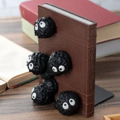 Maison Ghibli Decoration-Book Stand Kurosuke - My Neighbour Totoro