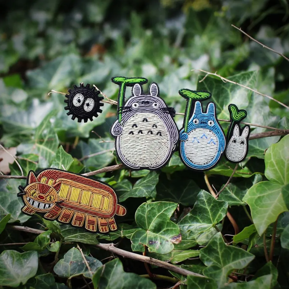 Maison Ghibli Pins-Embroidered Jewel Brooch Catbus - My Neighbor Totoro