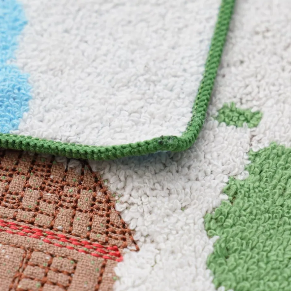 Maison Ghibli Household Linen-Mini Towel Totoro In The Sky 25X25 Cm - My Neighbor Totoro