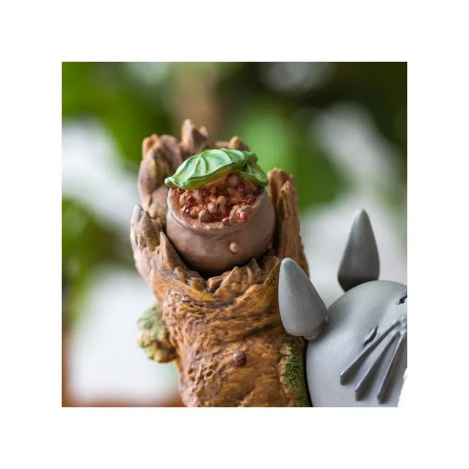 Maison Ghibli Music Boxes-Music Box Mei Taking A Nap - My Neighbor Totoro