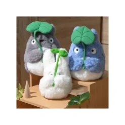 Maison Ghibli Nakayoshi Plush-Nakayoshi Plush Medium Totoro With Leaf - My Neighbor Totoro